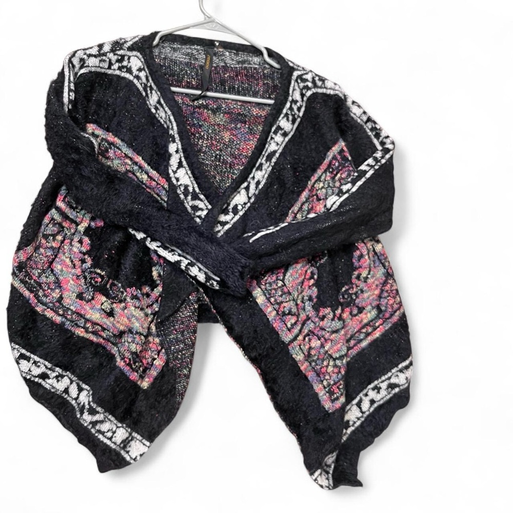 Renee C. Black and Pink Patterned Cape